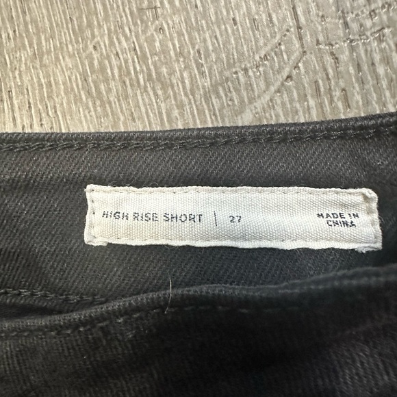 PacSun Black Shorts - Picture 2 of 4